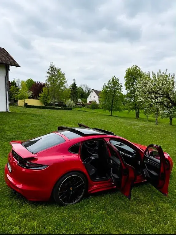 Gebraucht Porsche Panamera GTS 460 PS (338 kW) 2019 Rot Kleinwagen