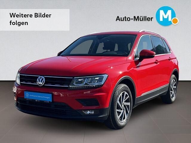 Gebraucht VW Tiguan Sound 125 PS (91 kW) 2018 Flashrot SUV
