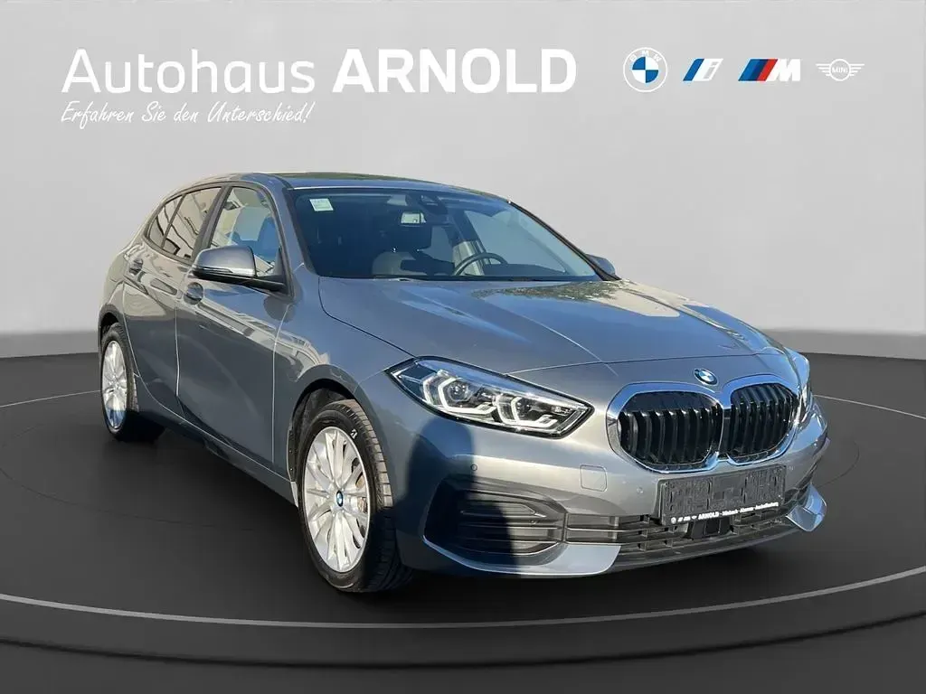 Gebraucht BMW 120 Advantage 178 PS (130 kW) 2023 Skyscraper grau Kleinwagen