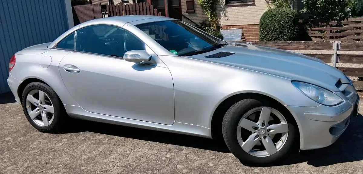 Gebraucht Mercedes SLK280 230 PS (169 kW) 2007 Silber Cabrio