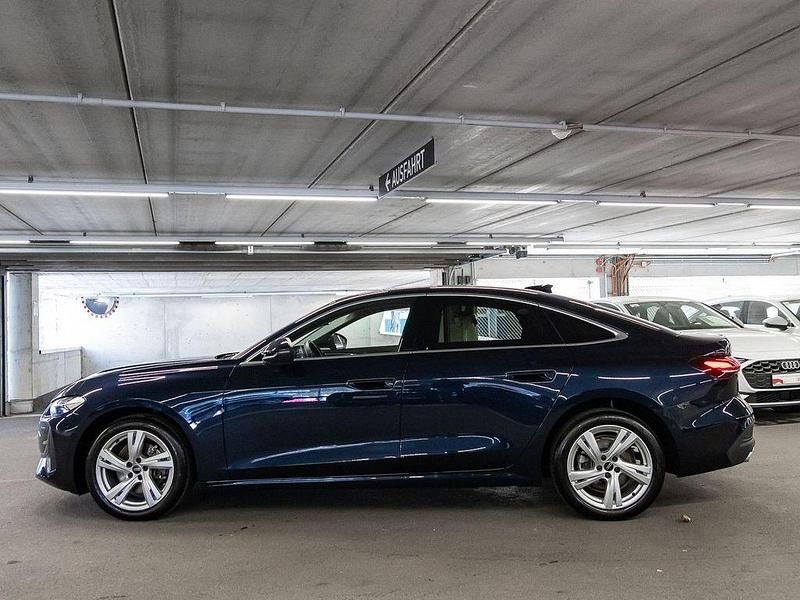 Gebraucht Audi A5 Performance 204 PS (150 kW) 2025 Firmamentblau metallic Limousine