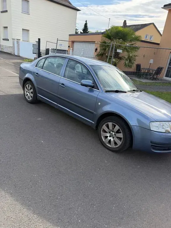 Gebraucht Skoda Superb Elegance 193 PS (141 kW) 2005 Blau Limousine