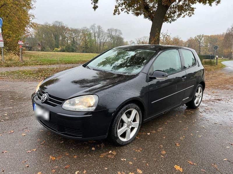 Gebraucht VW Golf V 116 PS (85 kW) 2004 Schwarz Kleinwagen