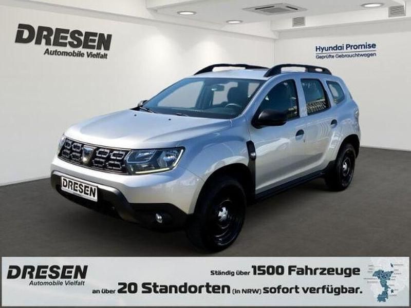 Grau Gebraucht 2018 Dacia Duster Essentiel SUV | 12.750 € (Fairer Preis) - Bild 1/4