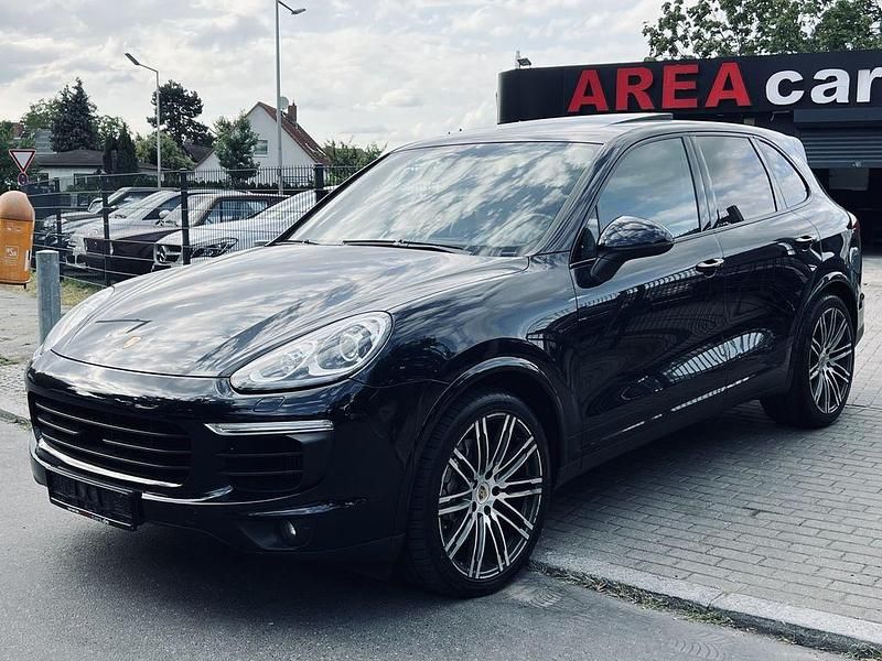 Moonlightblue Gebraucht 2015 Porsche Cayenne S SUV | 33.900 € (Fairer Preis) - Bild 1/4