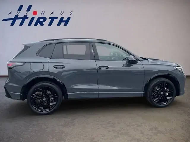 Gebraucht VW Tiguan R-line 272 PS (200 kW) 2025 Grau metallic SUV