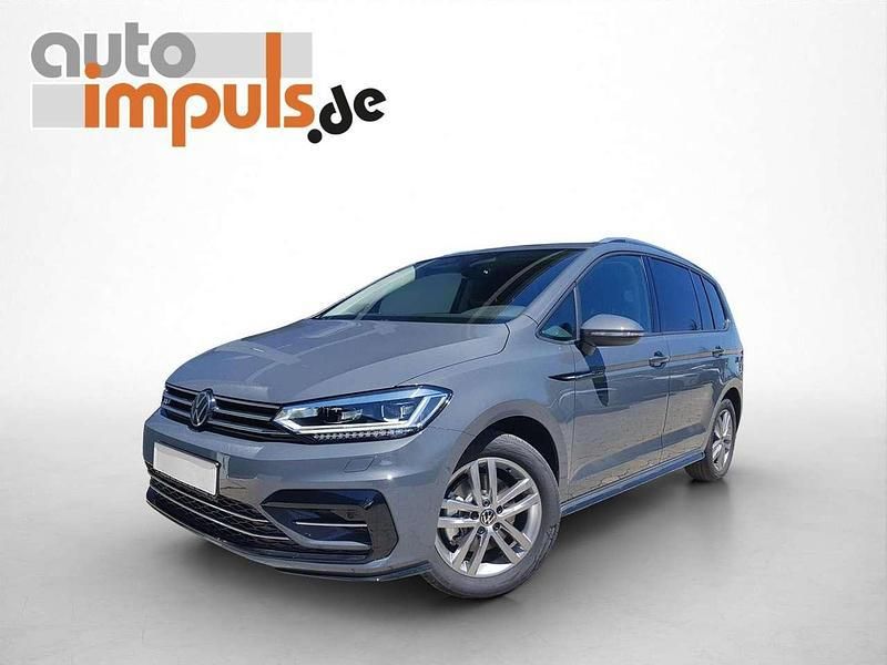 Gebraucht VW Touran Comfortline 150 PS (110 kW) 2024 Uranograu (5k5k) Van / Kleinbus