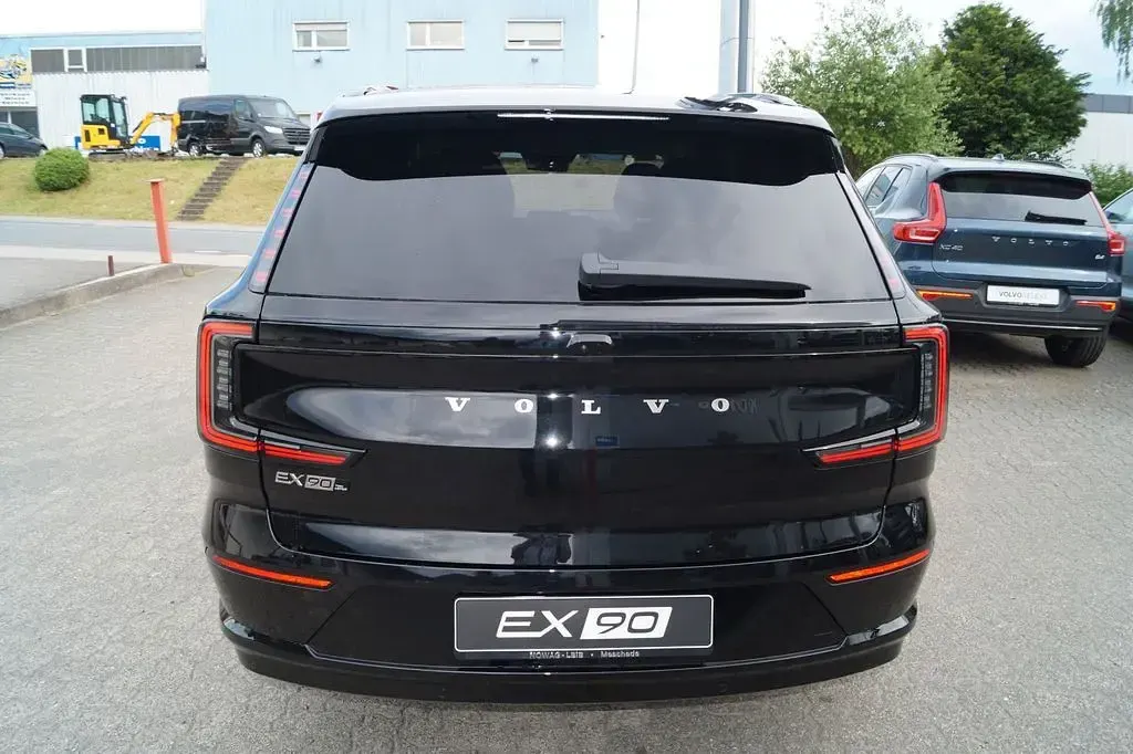 Neu Volvo EX90 Executive 300 kW (408 PS) 2026 Onyx black SUV