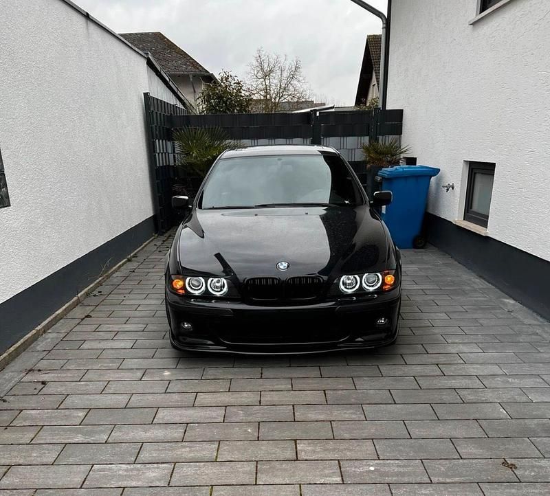 Schwarz Gebraucht 1998 BMW 523 Limousine | 4.300 € (Etwas zu teuer) - Bild 1/4