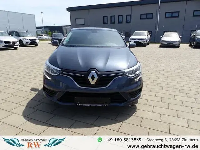 Gebraucht Renault Mégane Play 101 PS (74 kW) 2018 Grau Limousine