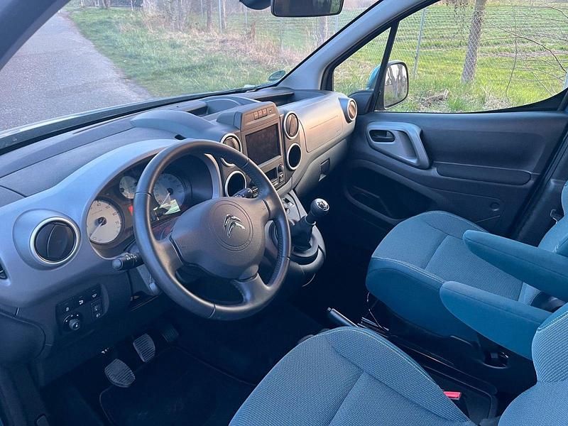 Gebraucht Citroën Berlingo PureTech 110 PS (80 kW) 2018 Blau Van / Kleinbus