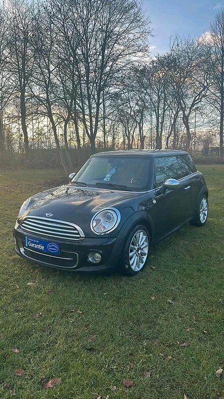 Gebraucht Mini Cooper D 111 PS (81 kW) 2011 Schwarz Kleinwagen
