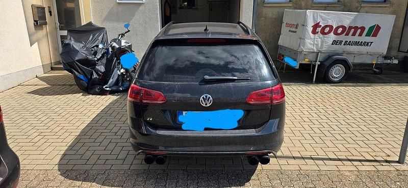 Gebraucht VW Golf VII R 300 PS (220 kW) 2016 Schwarz Kombi