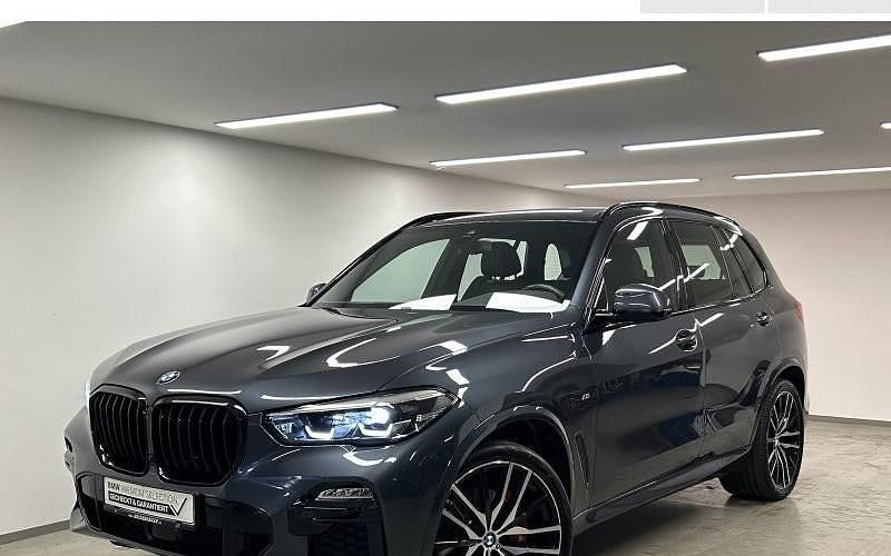 Grau Gebraucht 2021 BMW X5 M Sport SUV | 51.450 € (Superpreis) - Bild 1/4