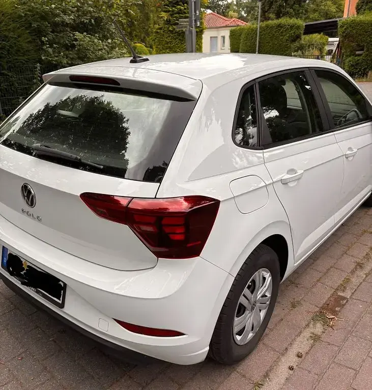 Gebraucht VW Polo 80 PS (58 kW) 2022 Weiß Kleinwagen