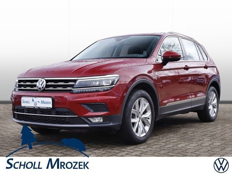 Rot Gebraucht 2017 VW Tiguan Highline SUV | 22.990 € (Guter Preis) - Bild 1/4