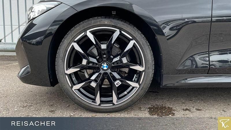 Gebraucht BMW 320 M Sport 190 PS (139 kW) 2025 Schwarz Limousine