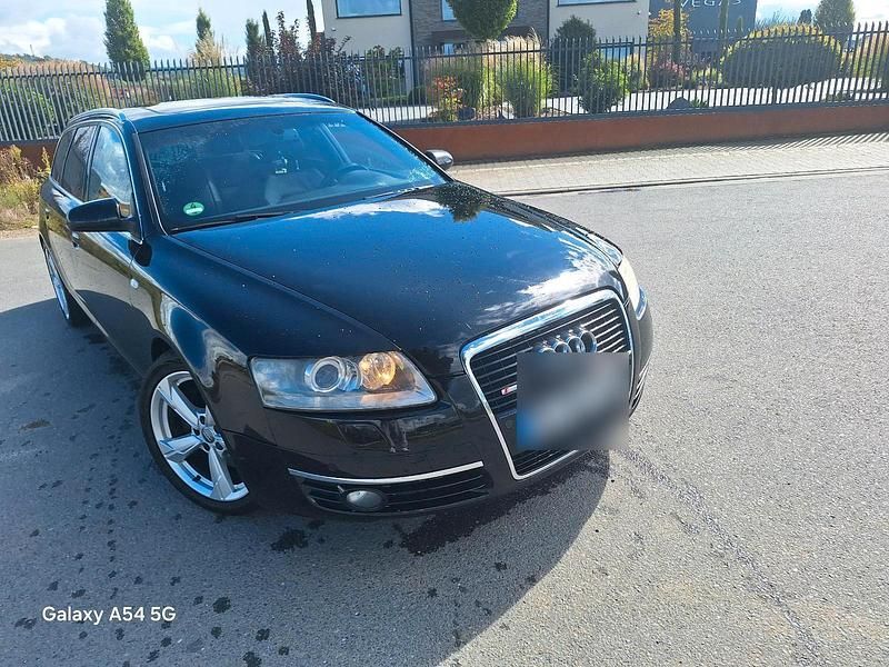 Schwarz Gebraucht 2006 Audi A6 Kombi | 2.700 € (Fairer Preis) - Bild 1/4