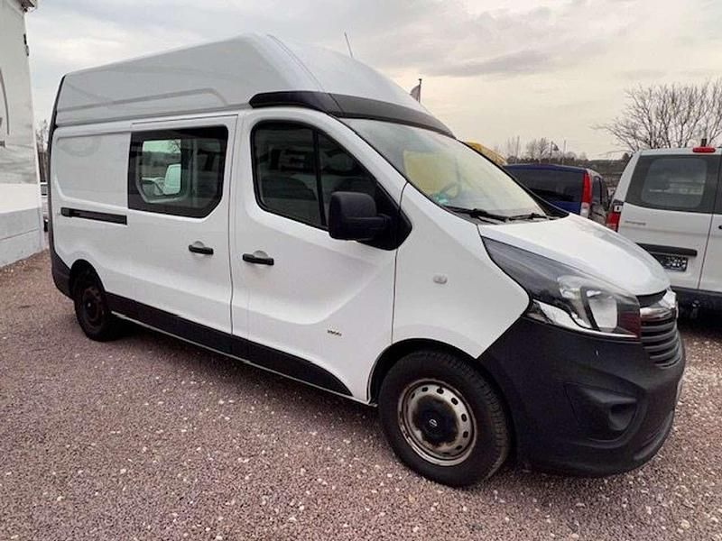 Second-hand Opel Vivaro 145 CP (106 kW) 2017 Alb Monovolum