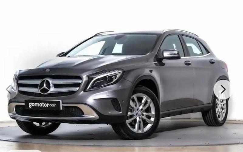 Gebraucht Mercedes GLA200 Style 136 PS (100 kW) 2016 Silber SUV