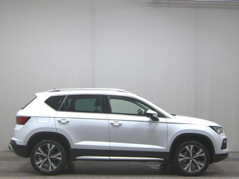 Weiss Gebraucht 2022 Seat Ateca Beats SUV | 18.980 € (Fairer Preis) - Bild 1/4