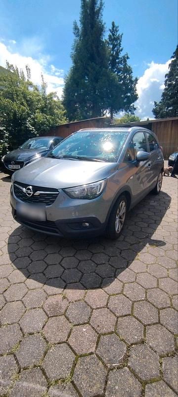 Grau Gebraucht 2018 Opel Crossland X SUV | 9.700 € (Fairer Preis) - Bild 1/4