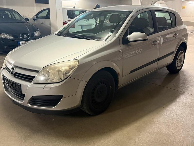 Gebraucht Opel Astra 105 PS (77 kW) 2005 Grau Limousine