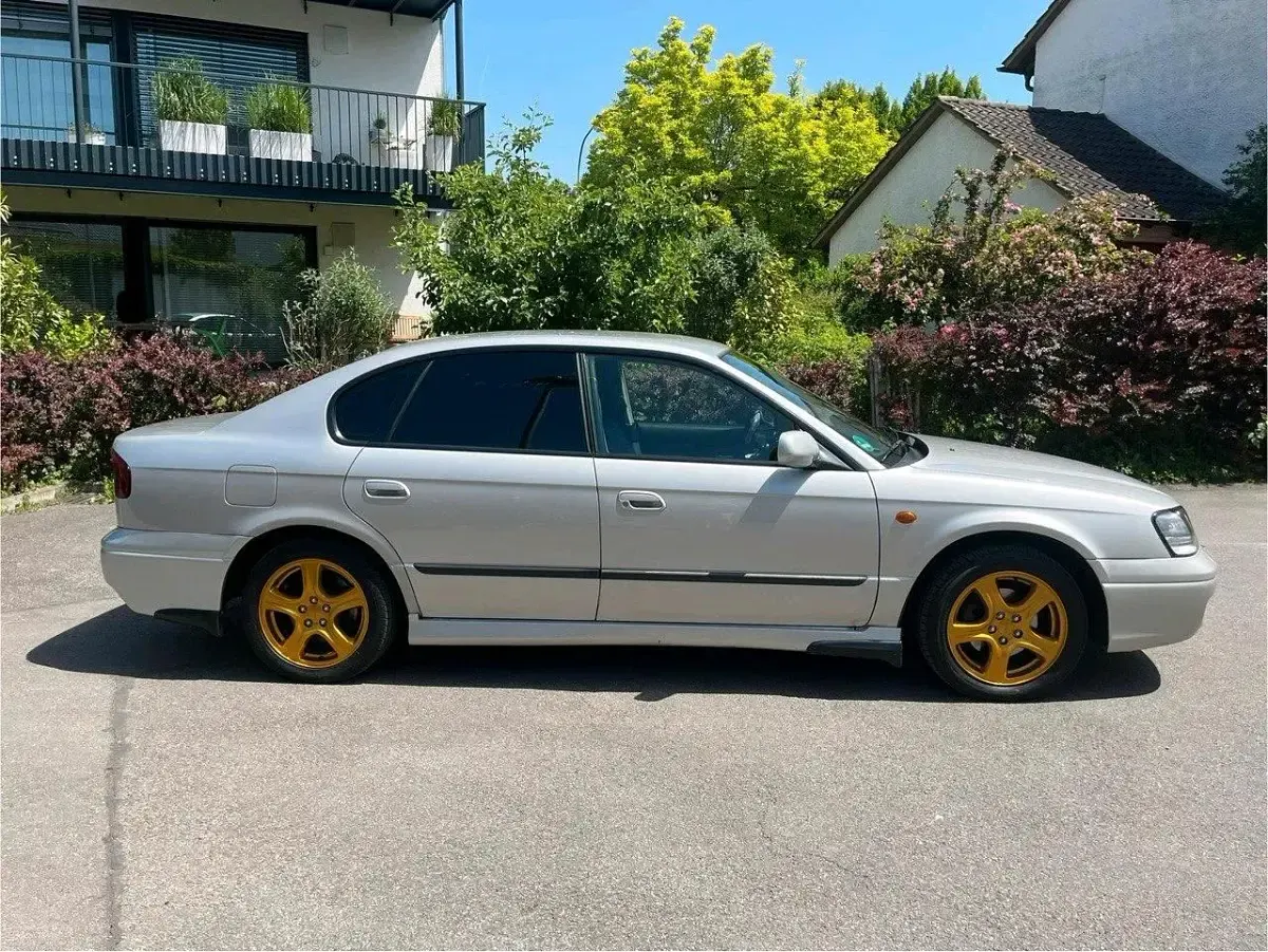 Gebraucht Subaru Legacy 156 PS (114 kW) 2001 Grau Limousine