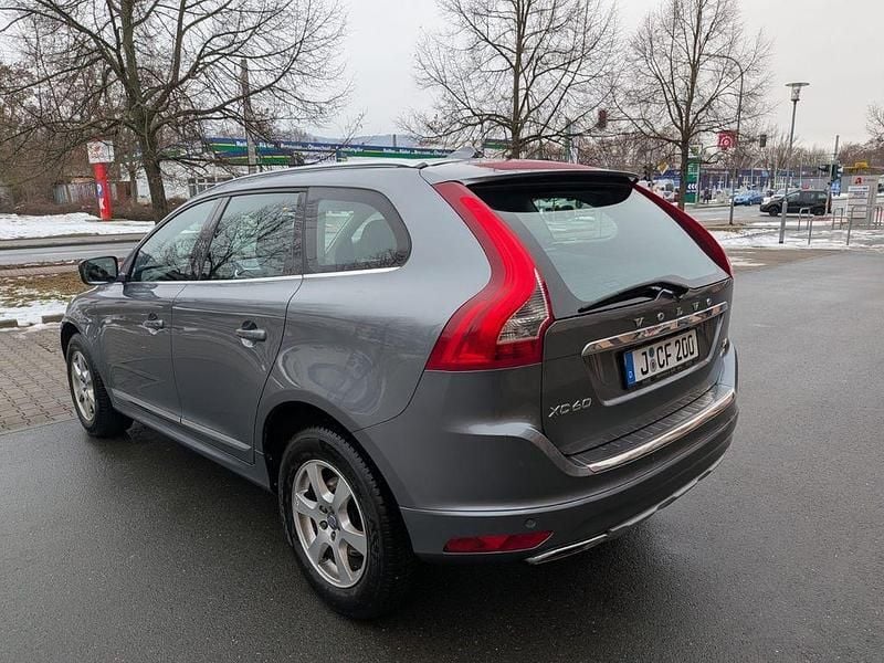 Gebraucht Volvo XC60 190 PS (139 kW) 2017 Grau SUV