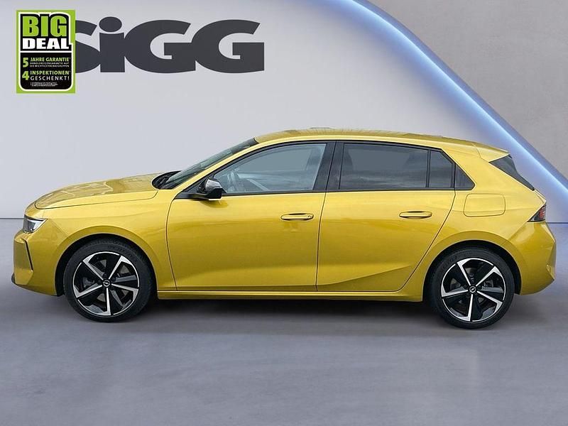 Gebraucht Opel Astra Edition 181 PS (133 kW) 2022 Kult gelb Limousine