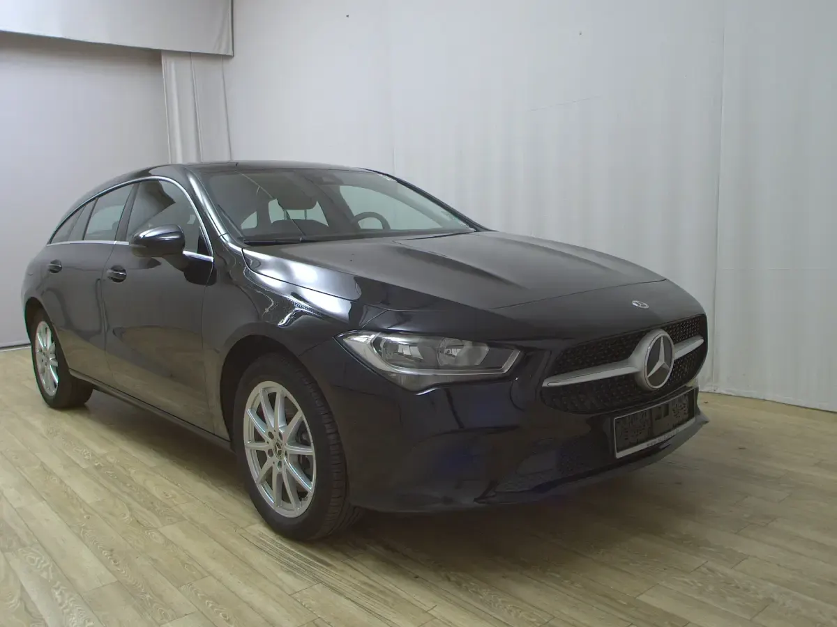 Gebraucht Mercedes CLA250 218 PS (160 kW) 2021 Nachtschwarz Coupé