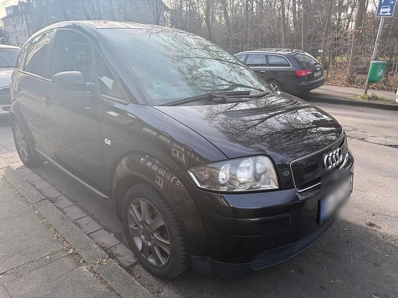 Gebraucht Audi A2 75 PS (55 kW) 2001 Schwarz Kleinwagen
