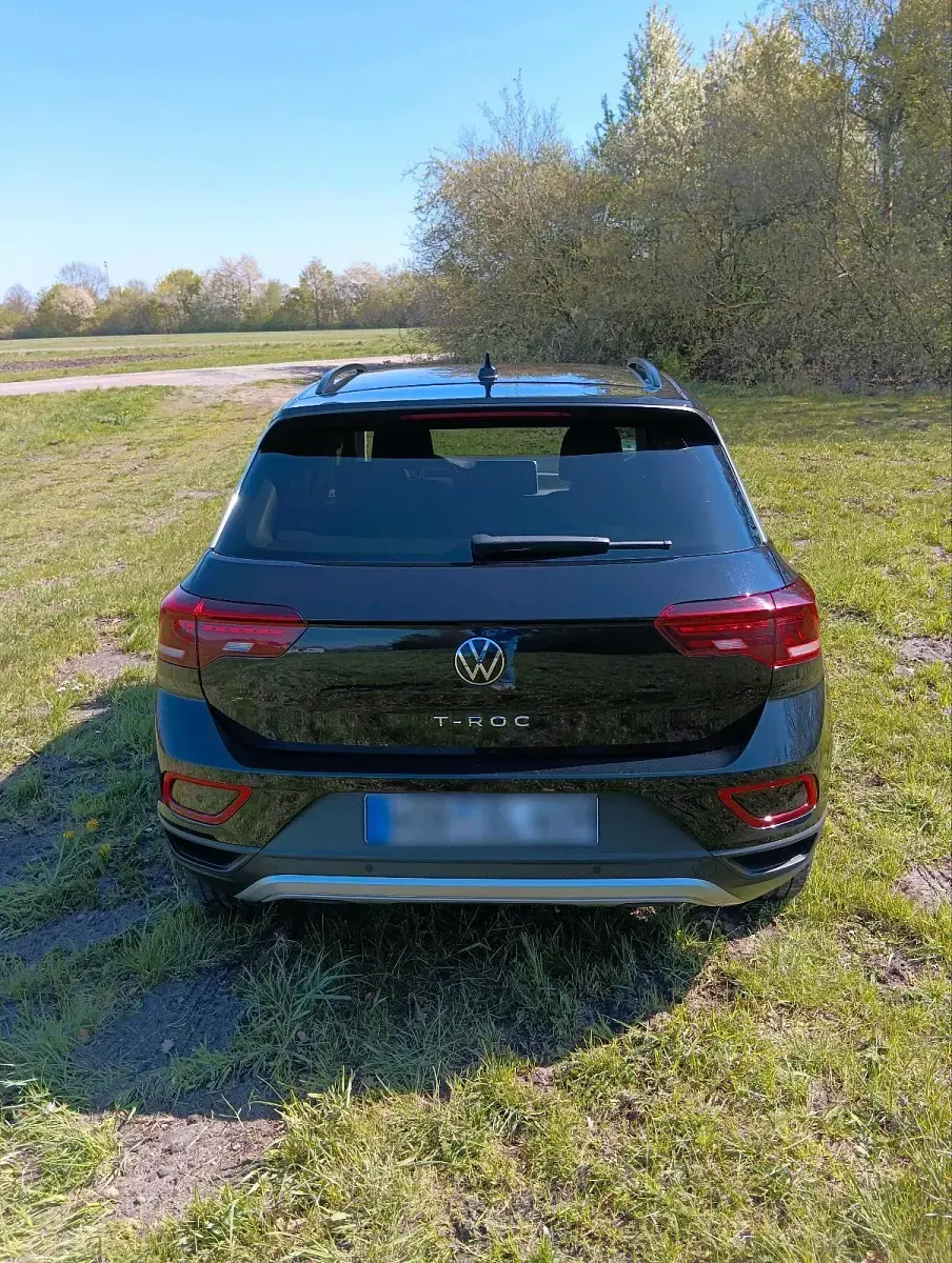 Gebraucht VW T-Roc Move 150 PS (110 kW) 2023 Schwarz SUV