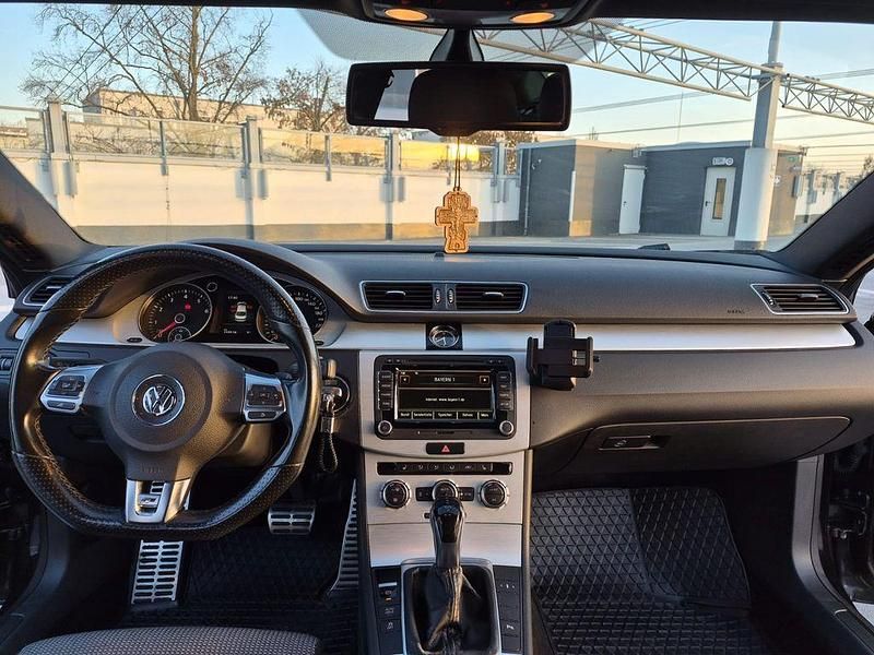 Gebraucht VW CC R 211 PS (155 kW) 2014 Schwarz Limousine