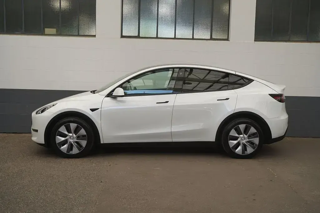 Brugt Tesla Model Y Long Range AWD 378 kW (514 HK) 2023 Hvid SUV