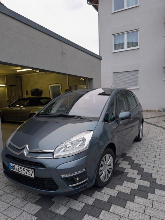 Grau Gebraucht 2011 Citroën C4 Picasso Tendance Van / Kleinbus | 4.050 € (Fairer Preis) - Bild 1/4
