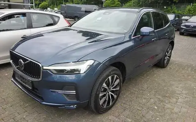 Gebraucht Volvo XC60 145 PS (106 kW) 2022 SUV