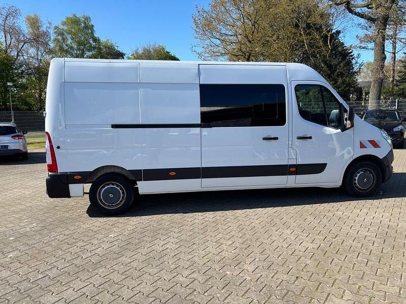 Second-hand Renault Master 131 CP (96 kW) 2018 Alb Van