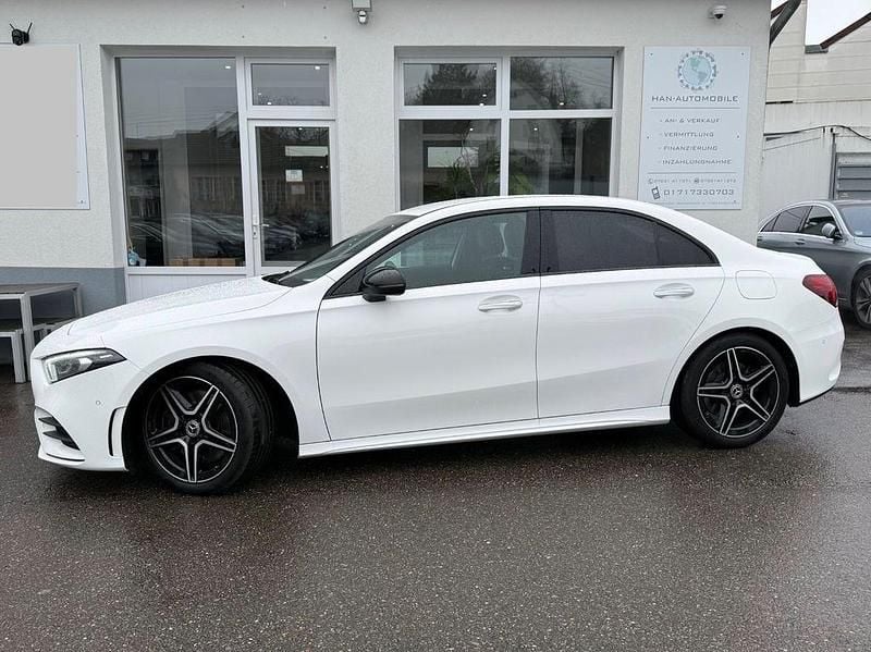 Gebraucht Mercedes A220 AMG line 190 PS (139 kW) 2022 Weiß Limousine