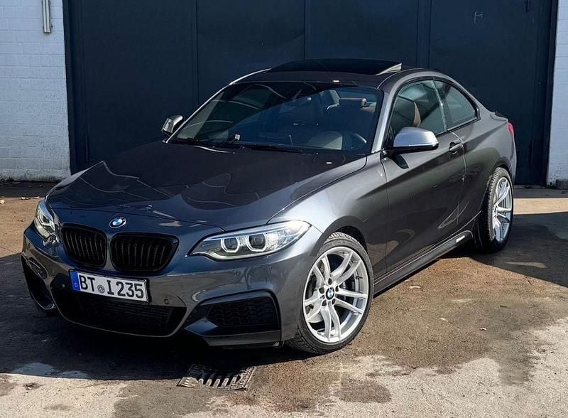 Gebraucht BMW M235 M Performance 326 PS (239 kW) 2015 Grau Coupé