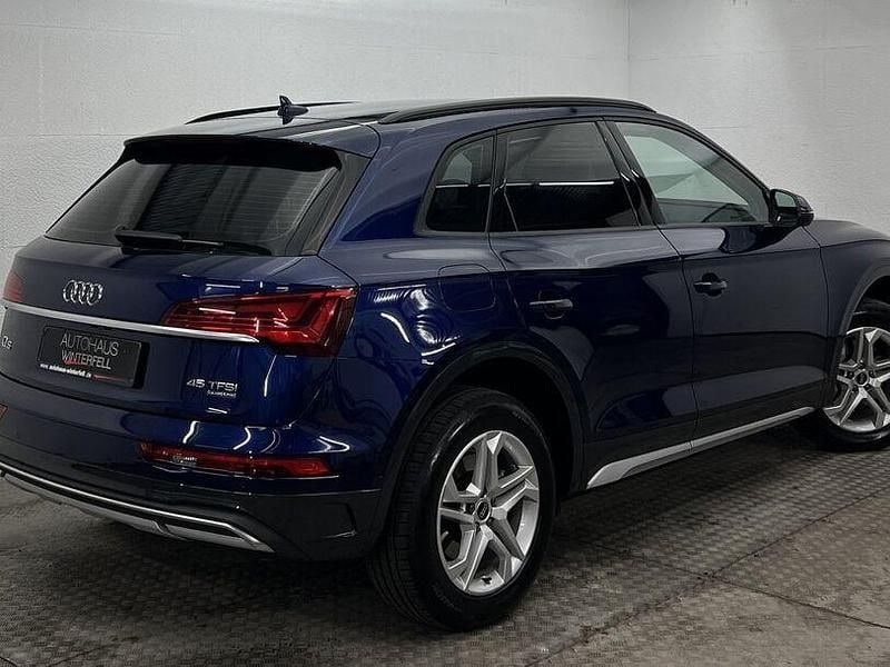 Gebraucht Audi Q5 Advanced 265 PS (194 kW) 2023 Navarrablau (metallic) SUV