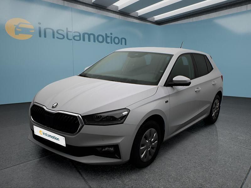 Weiß Gebraucht 2024 Skoda Fabia Kleinwagen | 19.749 € (Fairer Preis) - Bild 1/4