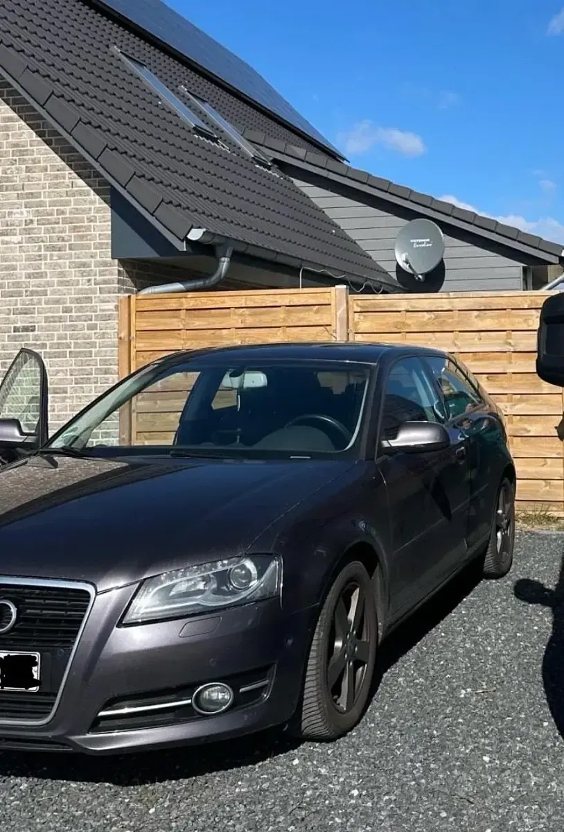 Gebraucht Audi A3 160 PS (117 kW) 2011 Violet Kleinwagen