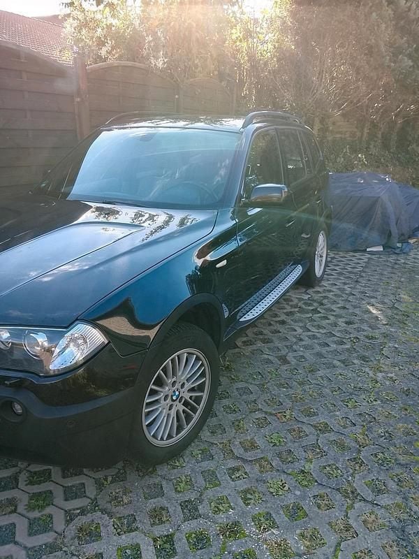 Schwarz Gebraucht 2006 BMW X3 SUV | 2.600 € (Guter Preis) - Bild 1/4