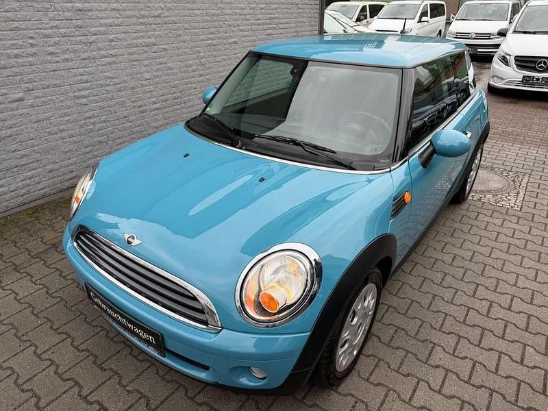 Gebraucht Mini ONE 95 PS (69 kW) 2009 Oxygen blue uni Kleinwagen