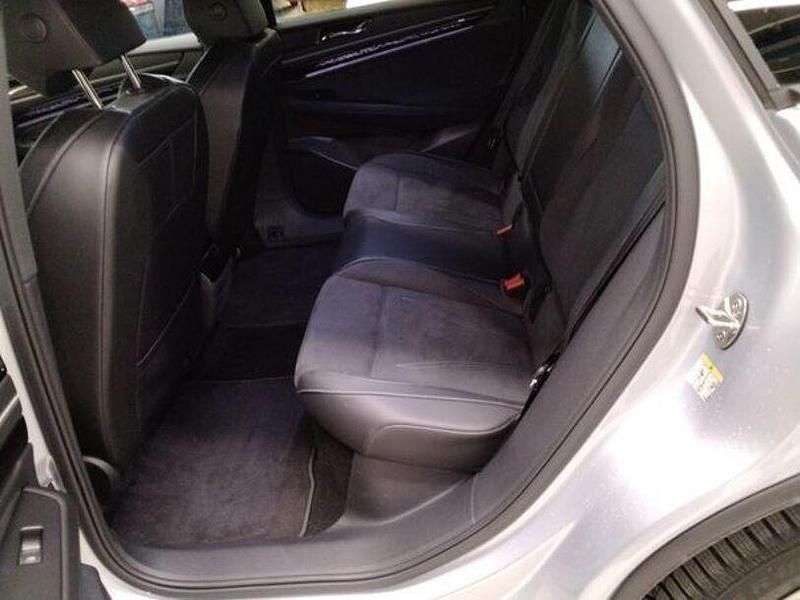 Gebraucht VW ID.7 Pro 210 kW (286 PS) 2025 Silber Kombi