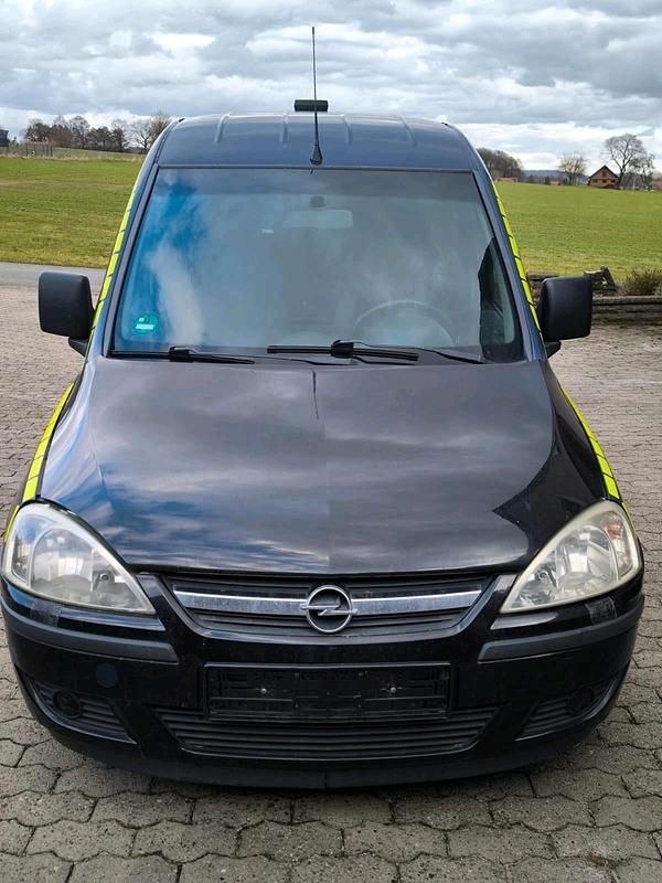 Gebraucht Opel Combo 65 PS (47 kW) 2004 Blau Van / Kleinbus