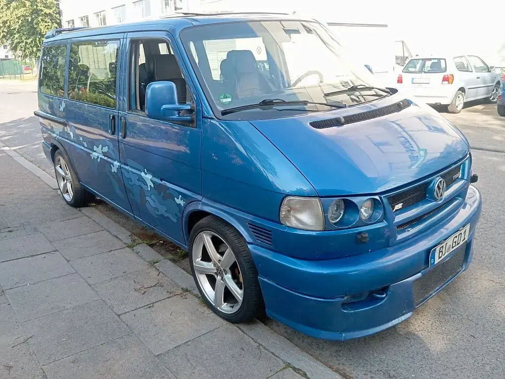 Gebraucht VW T4 151 PS (111 kW) 1999 Blau Van