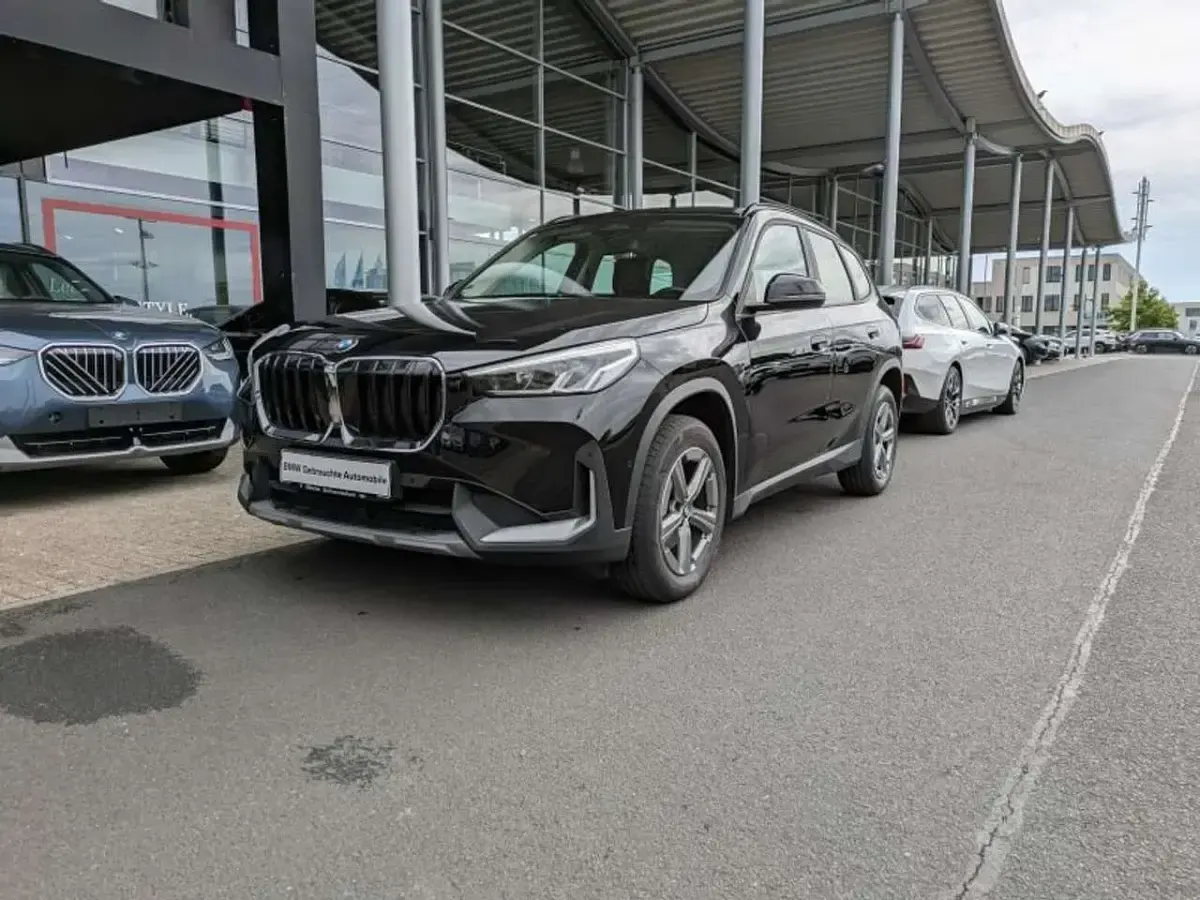 Gebraucht BMW X1 136 PS (100 kW) 2023 Schwarz SUV