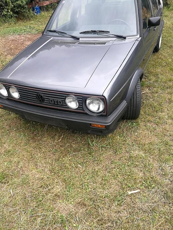Grau Gebraucht 1986 VW Golf II GTD Limousine | 6.930 € - Bild 1/4